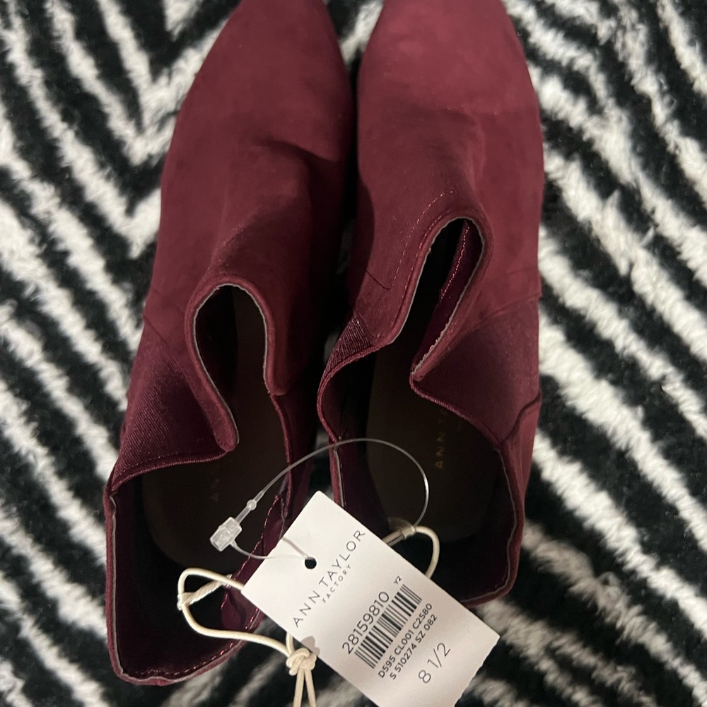 Ann Taylor Red Boots - Picture 1 of 4